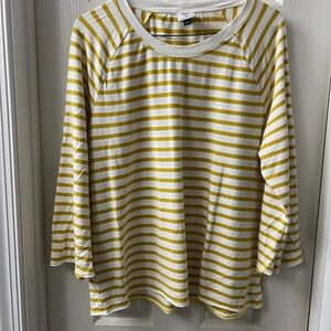 Cabi Standard Sweatshirt #5929